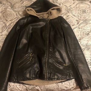 Levi’s faux leather jacket (medium)